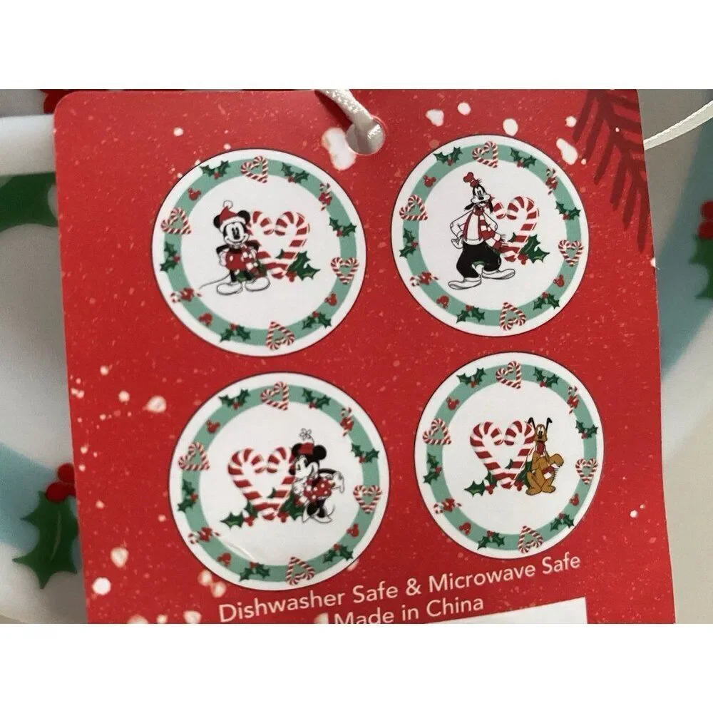 Set Of 4 Disney Mickey Minnie Goofy Pluto Christmas Holiday Appetizer Plates NEW